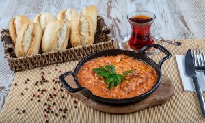 MENEMEN